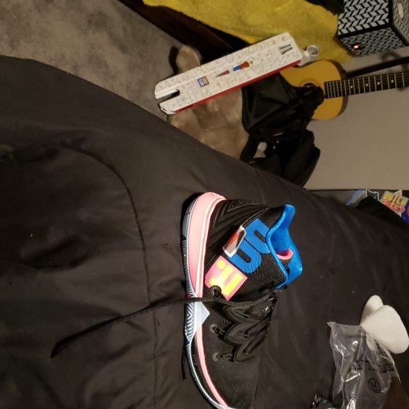 Kyrie 11s - Picture 2 of 4